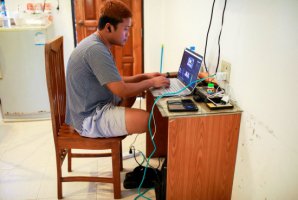 緬甸數(shù)百名父母與持不同政見的孩子斷絕關(guān)系