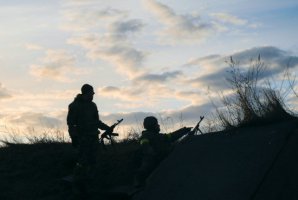 俄軍炸毀烏克蘭的石油和天然氣基礎(chǔ)設(shè)施