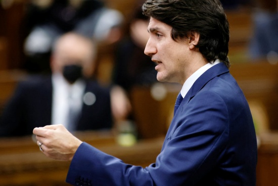 加拿大宣布因?yàn)蹩颂m危機(jī)對(duì)俄羅斯實(shí)施第一輪經(jīng)濟(jì)制裁