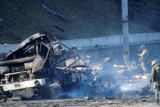 烏克蘭部長(zhǎng)稱俄羅斯在戰(zhàn)爭(zhēng)中損失了約4300人，146輛坦克，27 架飛機(jī)和26架直升機(jī)。