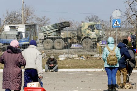 烏克蘭擔(dān)心俄羅斯的“挑釁”暫停撤離