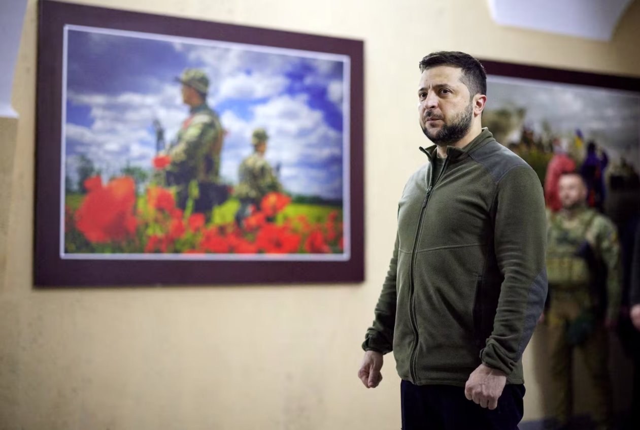 烏克蘭總統(tǒng)澤連斯基要求西方國(guó)家提供武器 問(wèn)他們是否害怕俄羅斯