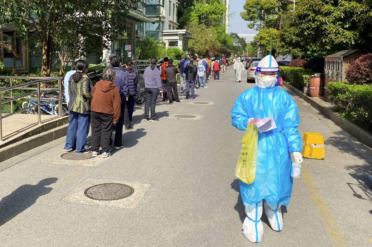 隨著其他中國城市實施限制措施,上海擴大了新冠病毒檢測范圍