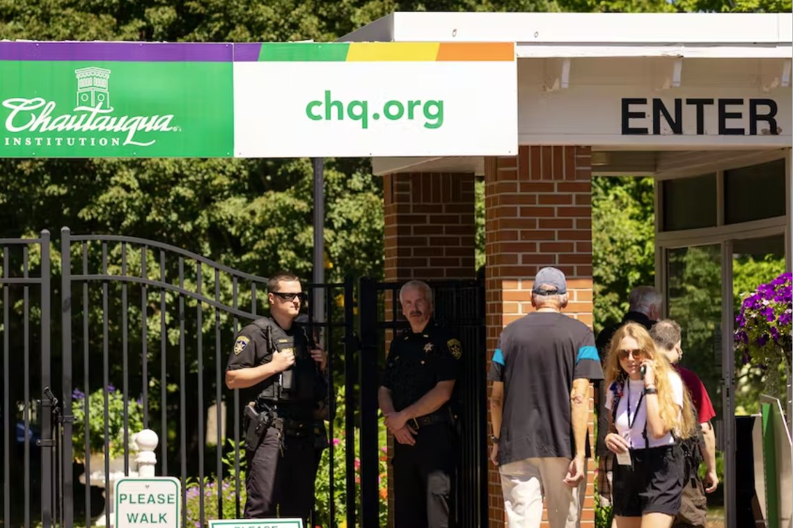 薩爾曼·拉什迪被刺傷可能會(huì)失去眼睛