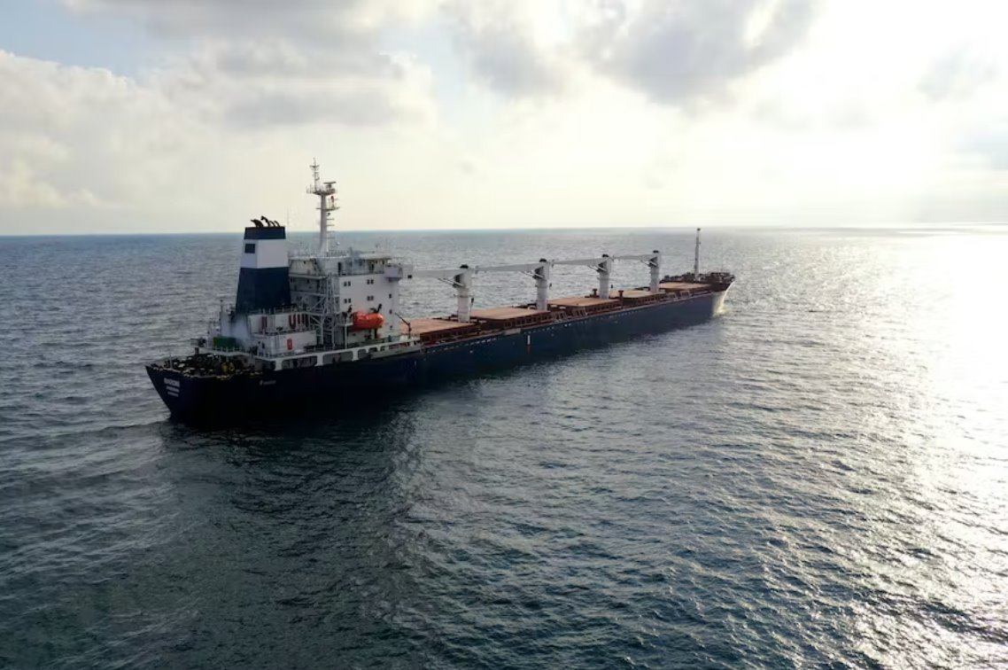 在敘利亞塔爾圖斯運(yùn)載首批烏克蘭糧食貨運(yùn)碼頭的船舶