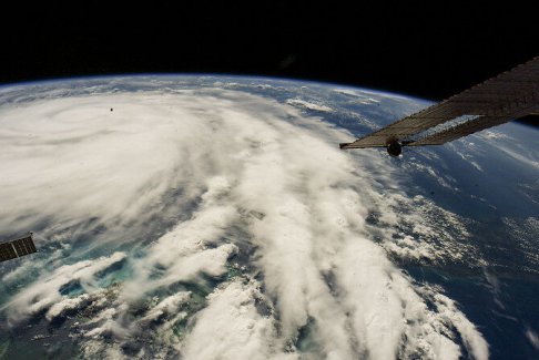 颶風伊恩可能造成670億美元的經濟損失