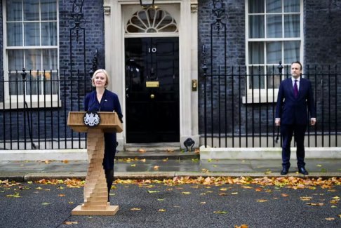 特拉斯宣布辭去英國首相職務(wù)