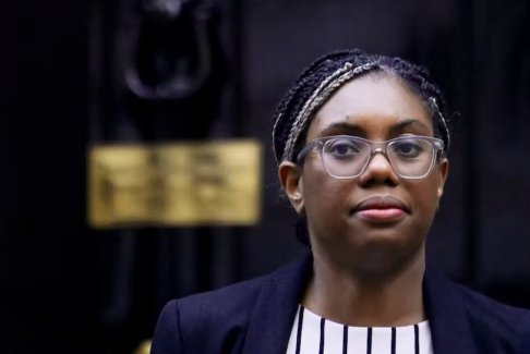 英國大臣凱米·巴德諾克支持里希·蘇納克成為下一任