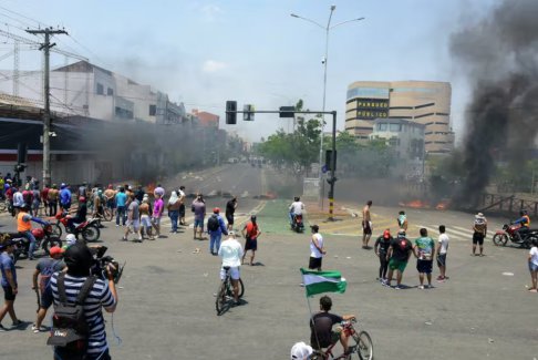 玻利維亞人口普查抗議罷工仍在繼續(xù)