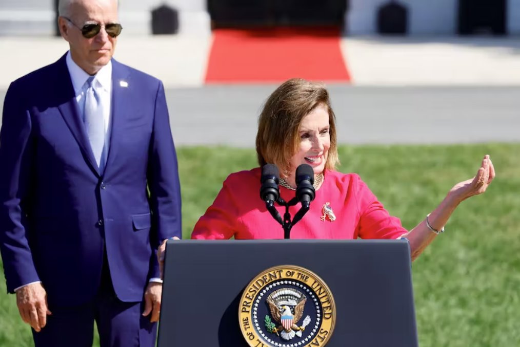 拜登表示希望佩洛西繼續(xù)留在國(guó)會(huì)擔(dān)任領(lǐng)導(dǎo)職務(wù)