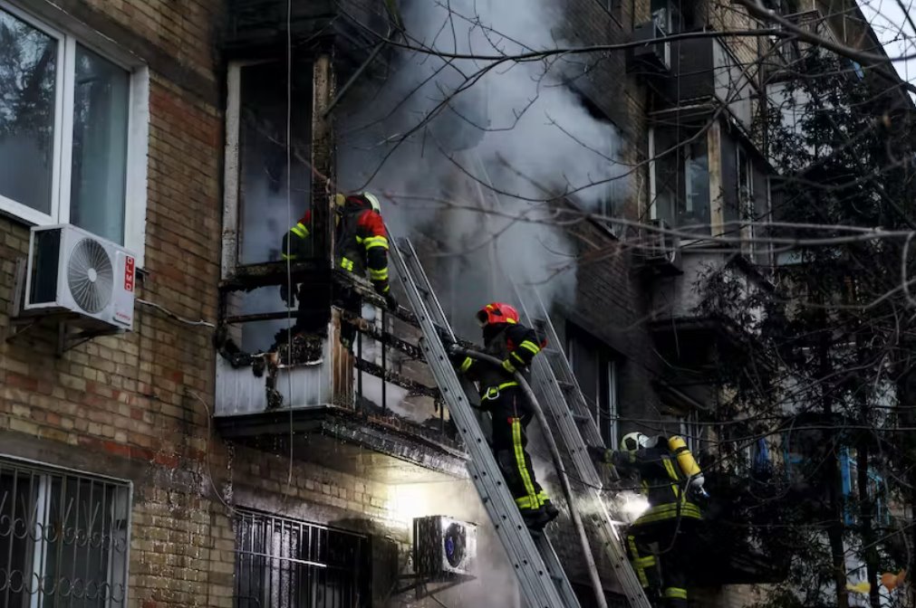 烏克蘭在俄羅斯導彈襲擊后相繼恢復電力