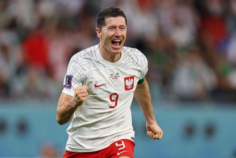 萊萬(wàn)遭網(wǎng)暴