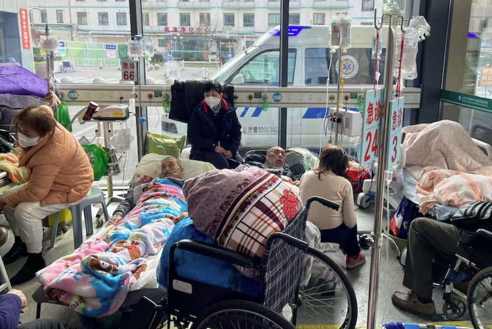 中國批準(zhǔn)兩種國產(chǎn)新冠口服藥物