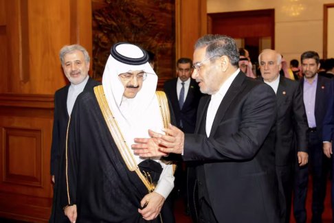 沙特專欄作家表示 未來幾個(gè)月伊朗的行為將受到密切