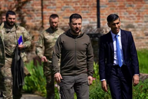 英國首相Rishi Sunak要求企業(yè)支持烏克蘭