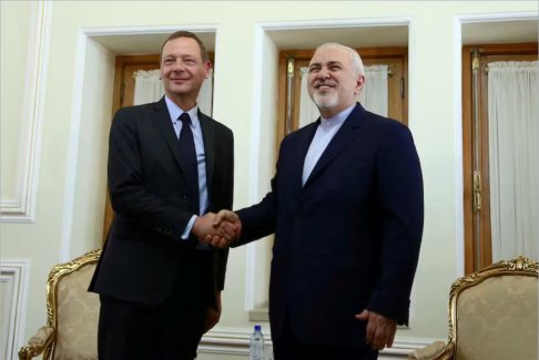 法國外交官稱中國不應(yīng)該向俄羅斯提供軍事裝備