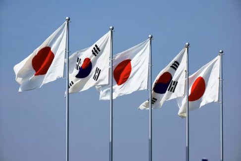 日本在悲觀的年度安全評(píng)估中歡迎與韓國(guó)的解凍