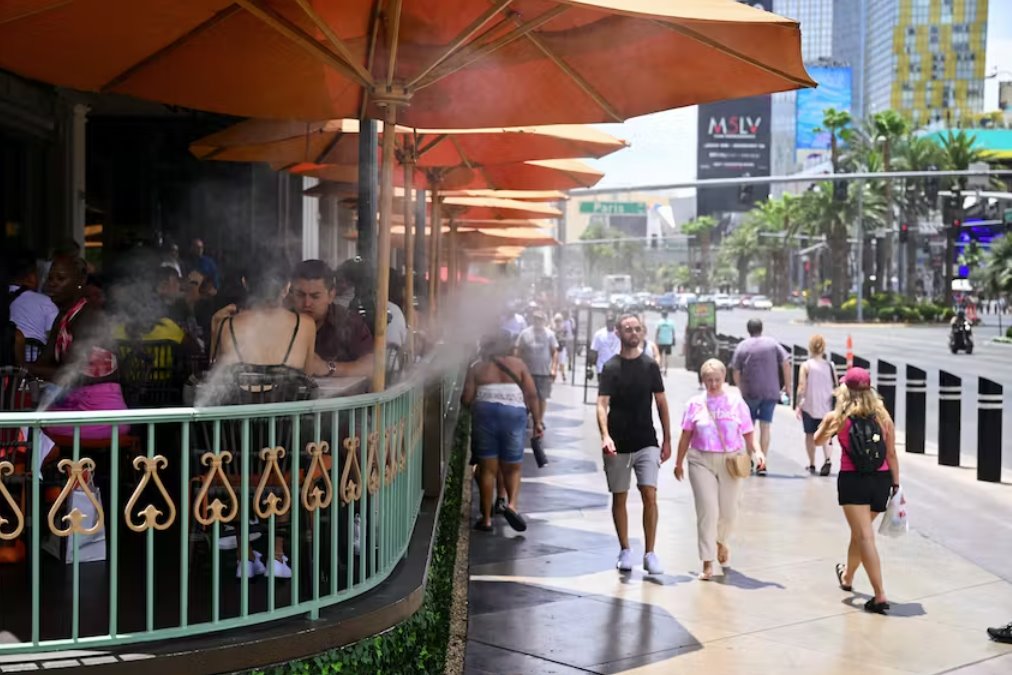 從夏威夷到北卡羅來納州都是持續(xù)高溫惡劣天氣交織在一起