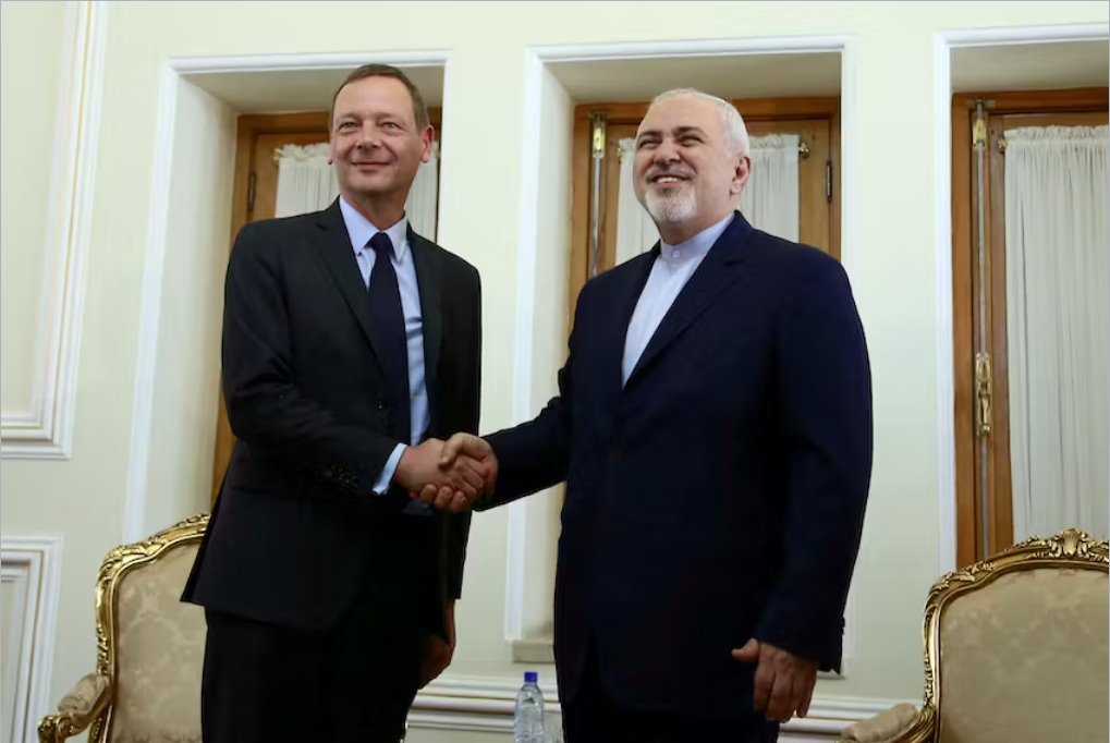 法國外交官稱中國不應(yīng)該向俄羅斯提供軍事裝備