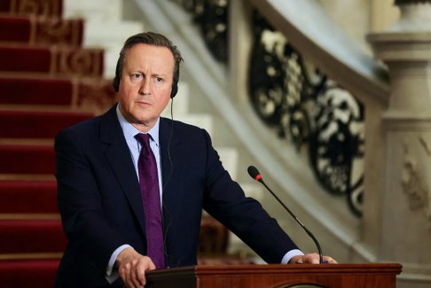 英國(guó)卡梅倫：伊朗負(fù)有防止紅海襲擊的責(zé)任