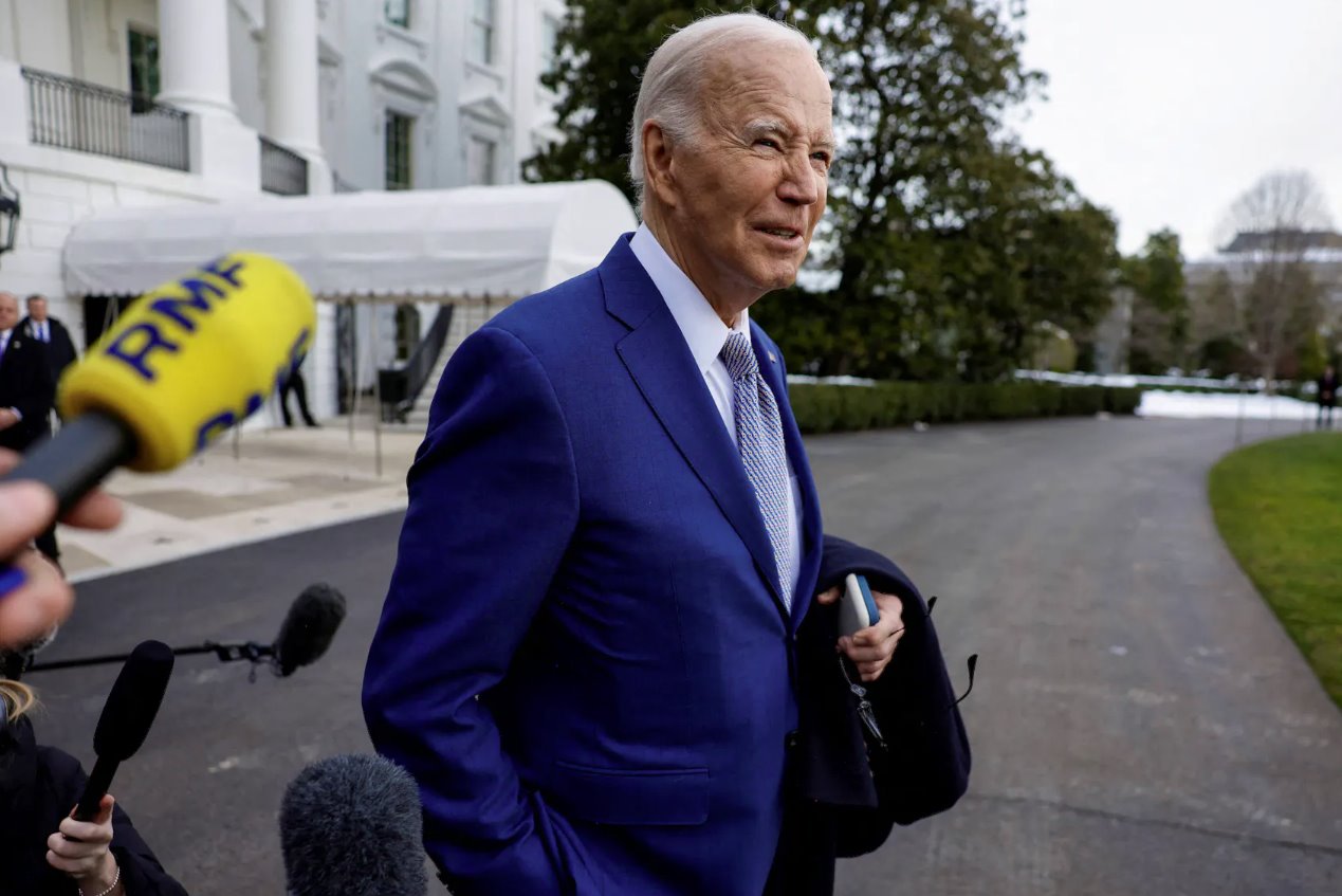 美國(guó)總統(tǒng)喬&middot;拜登于2024年1月18日在美國(guó)華盛頓離開白宮前往北卡羅來納州。