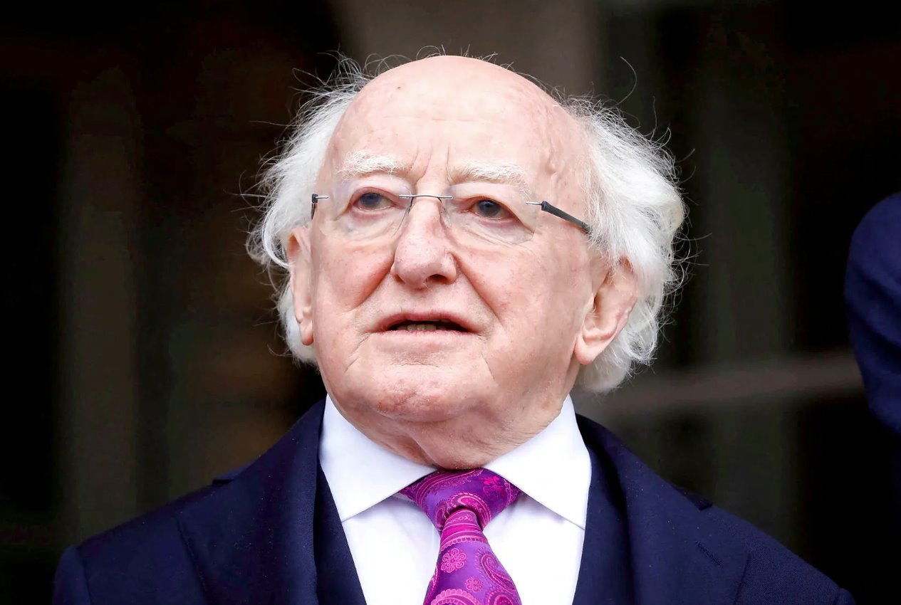 愛爾蘭總統(tǒng)邁克爾&middot;希金斯于2022年4月6日在奧地利維也納與奧地利總統(tǒng)亞歷山大&middot;范德貝倫進(jìn)行商務(wù)會(huì)議之前對(duì)奧地利進(jìn)行國(guó)事訪問。