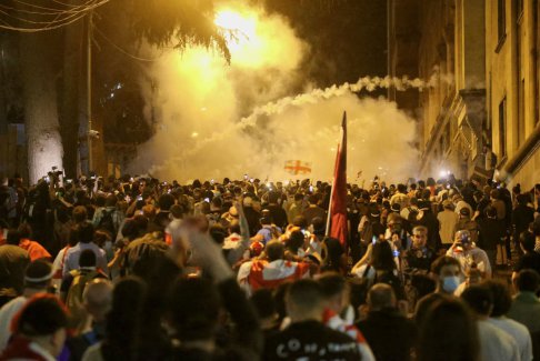 格魯吉亞央行斥資6000萬(wàn)美元支持拉里應(yīng)對(duì)政治危機(jī)