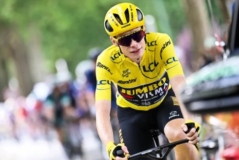 文加德衛(wèi)冕環(huán)法自行車(chē)賽冠軍