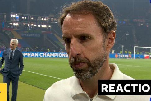 索斯蓋特表示“現(xiàn)在不是決定未來的時(shí)候”