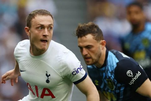 萊斯特城簽下托特納姆熱刺中場斯基普