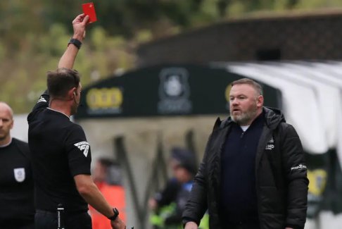 魯尼紅牌后被控不當(dāng)行為