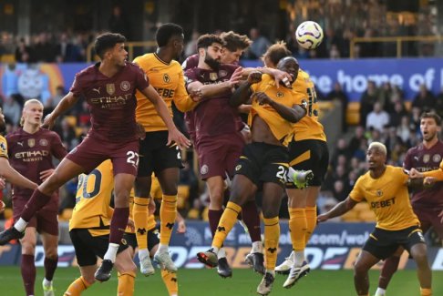 英超聯(lián)賽狼隊1-2曼城