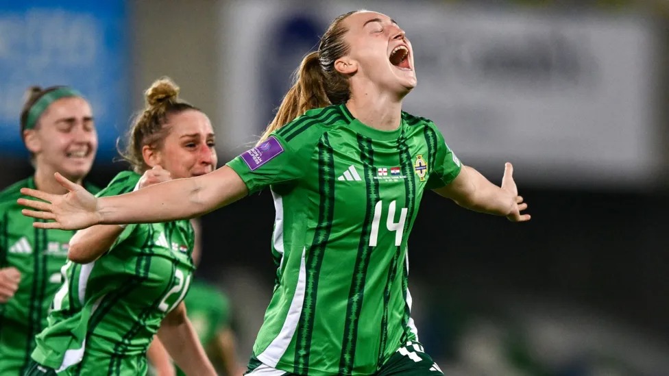 韋德在加時(shí)賽中射入絕妙制勝球