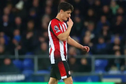 布倫特福德贏得對諾加德紅牌的上訴