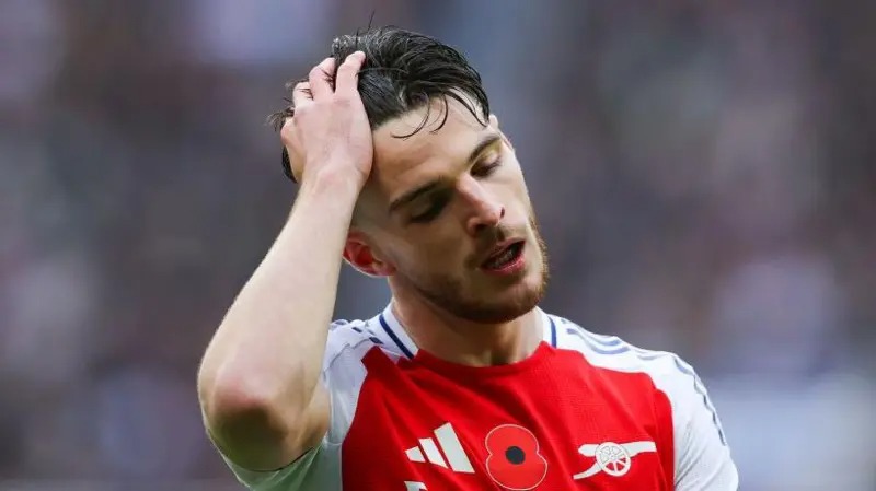 德克蘭&middot;賴斯(DeclanRice)于11月2日代表阿森納對陣紐卡斯?fàn)? /></p>
<p><a href=