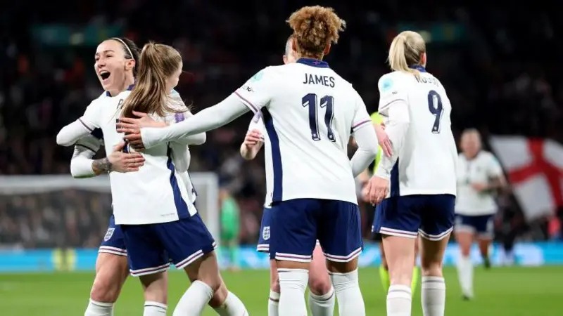 這是杰西&middot;帕克為英格蘭隊(duì)打進(jìn)的第二個進(jìn)球，也是她自2022年11月首次亮相以來的第一個進(jìn)球