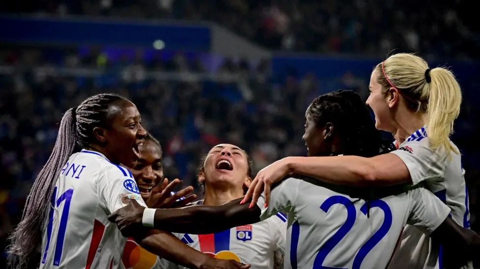 里昂曾八次奪得女子冠軍聯(lián)賽冠軍，創(chuàng)下紀(jì)錄