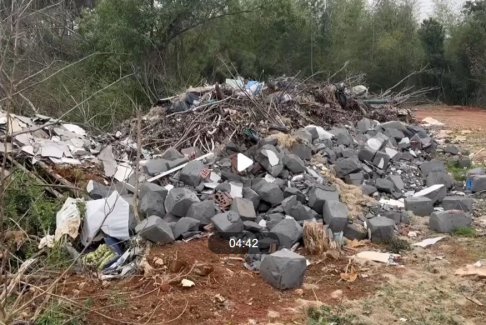 央視曝光永久基本農(nóng)田竟淪為垃圾場(chǎng)