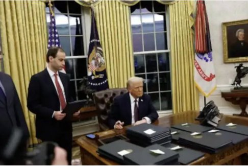 特朗普橢圓形辦公室舉行長(zhǎng)達(dá)一小時(shí)會(huì)議