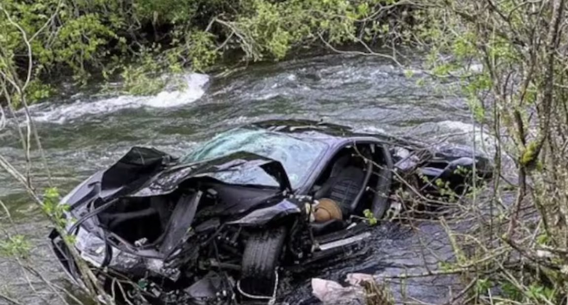 英國夫婦駕駛法拉利在西班牙墜河身亡