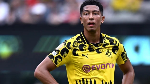 喬布&middot;貝林漢姆在國際足聯(lián)俱樂部世界杯上代表多特蒙德對陣弗魯米嫩塞的首秀中沒有進(jìn)球