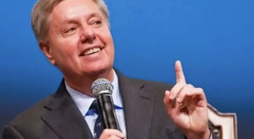 美國參議員林賽·格雷厄姆稱美國必須在關稅問題上發(fā)揮帶頭作用