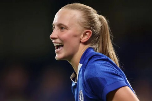女超阿吉·比弗-瓊斯能成為切爾西和英格蘭隊(duì)九號球