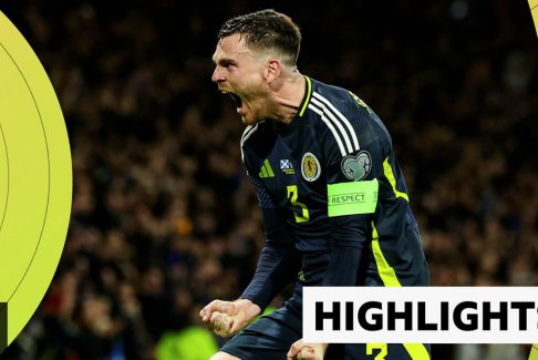 蘇格蘭隊在漢普頓公園賽場最后時刻進(jìn)球擊敗希臘隊