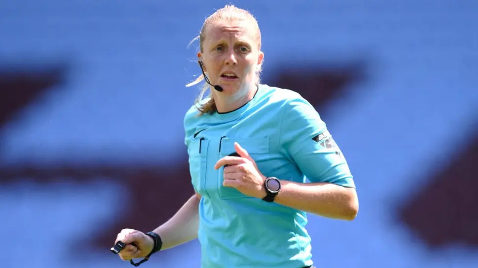 麗莎&middot;本恩負責2022年歐洲錦標賽的比賽工作