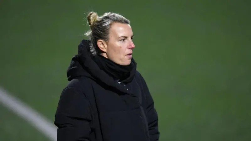 北愛爾蘭女足主教練奧克斯托就紐卡斯?fàn)柟ぷ魇乱诉M(jìn)行談判