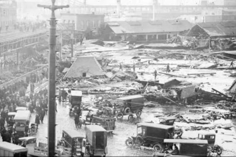 1919年的今天，波士頓遭受致命糖蜜洪水的襲擊
