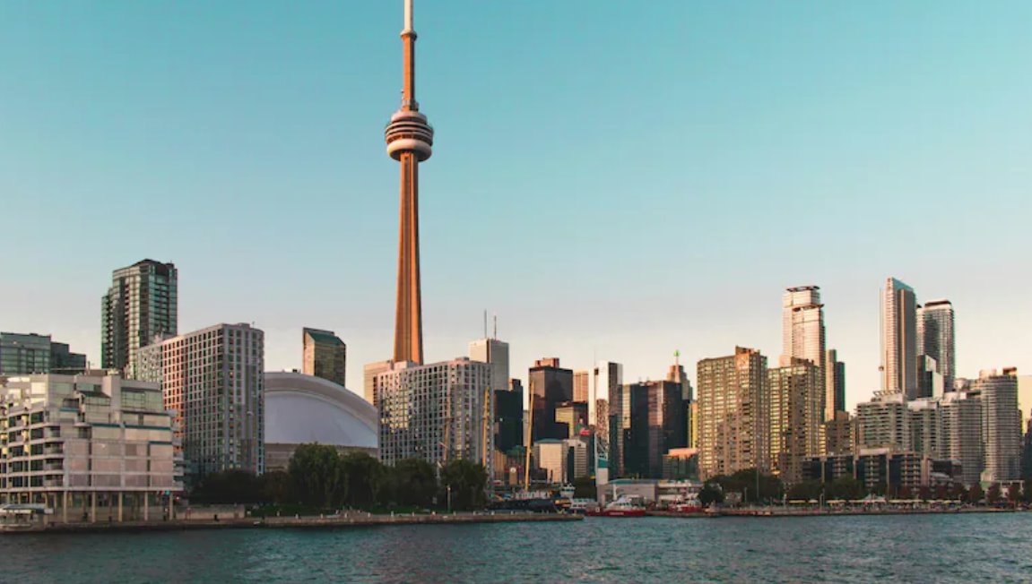 在渥太華反移民浪潮的背景下，遣返人數(shù)有所增加。